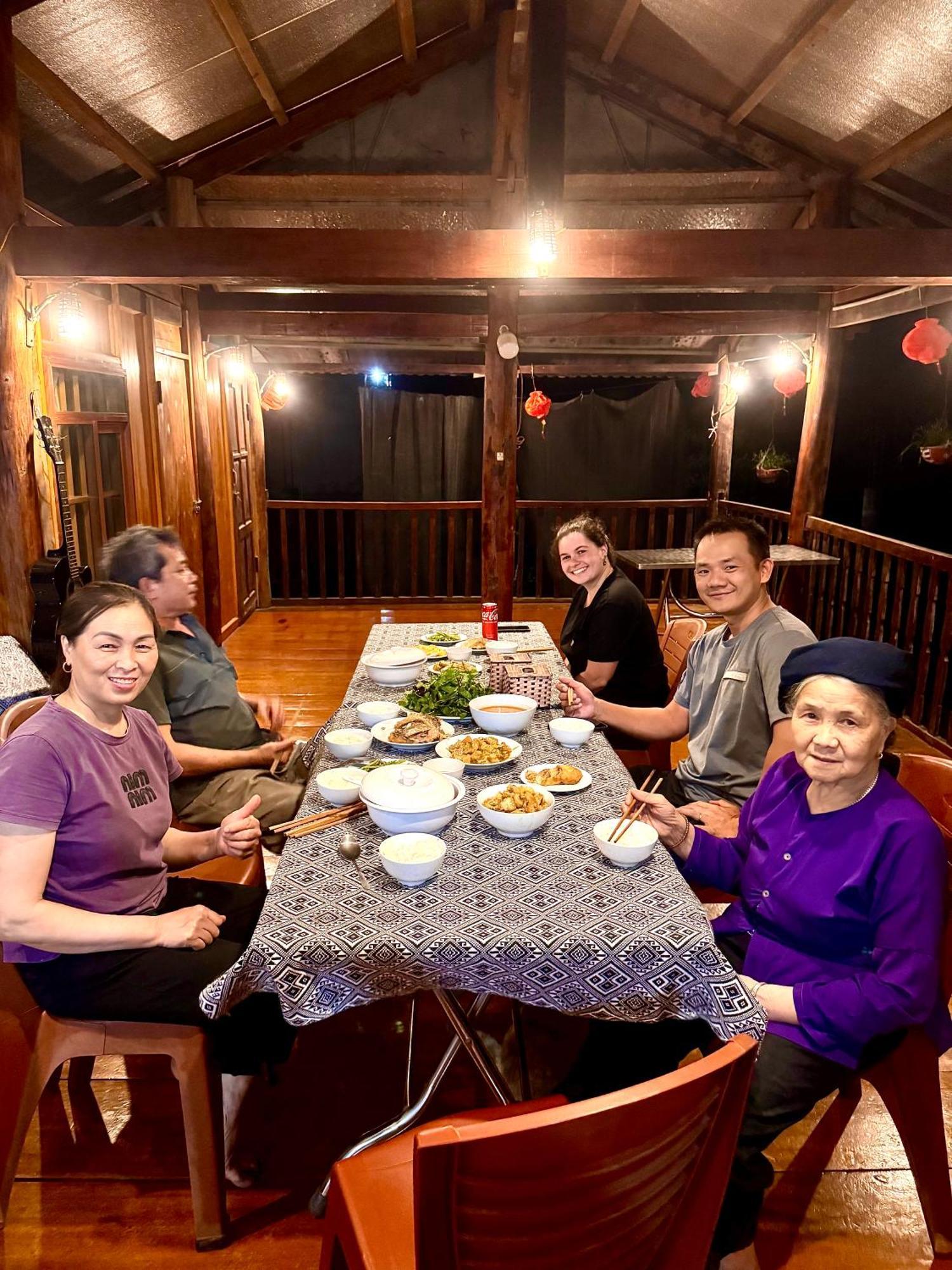 Ba Be Lake-Huyen Hao Homestay Exterior photo